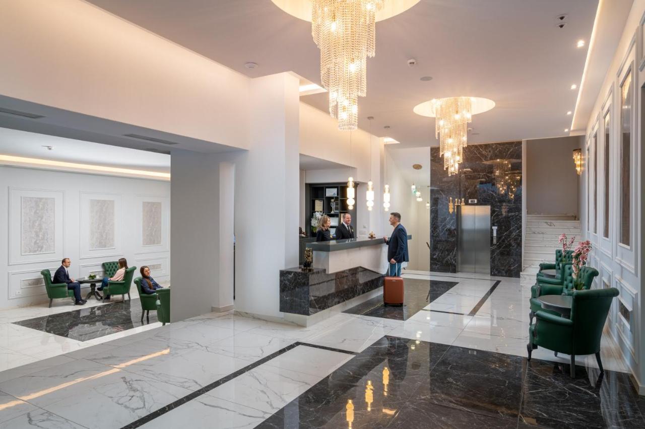 Hotel Leul De Aur Sebeş Εξωτερικό φωτογραφία
