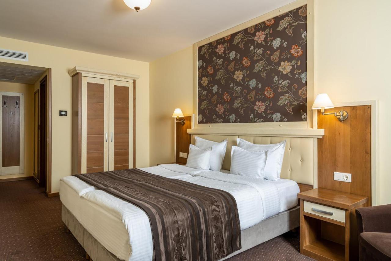 Hotel Leul De Aur Sebeş Εξωτερικό φωτογραφία
