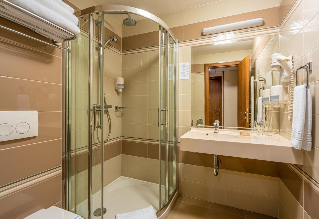 Hotel Leul De Aur Sebeş Εξωτερικό φωτογραφία