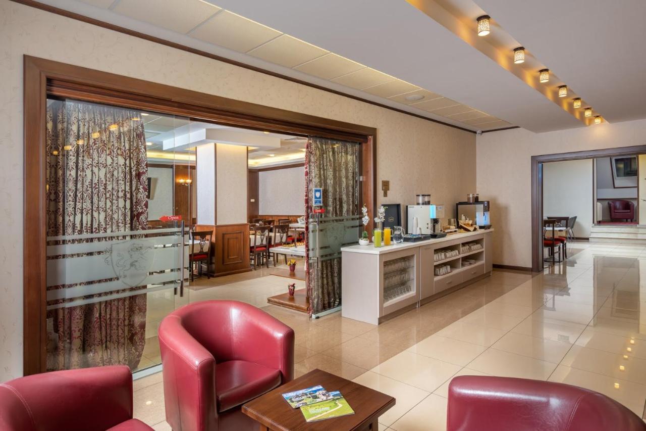 Hotel Leul De Aur Sebeş Εξωτερικό φωτογραφία